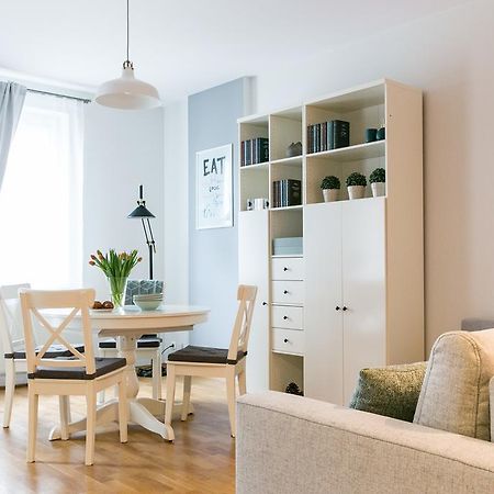 Forget Me Not Apartment Varsavia Esterno foto
