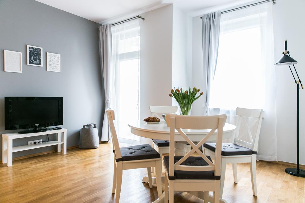 Forget Me Not Apartment Varsavia Esterno foto